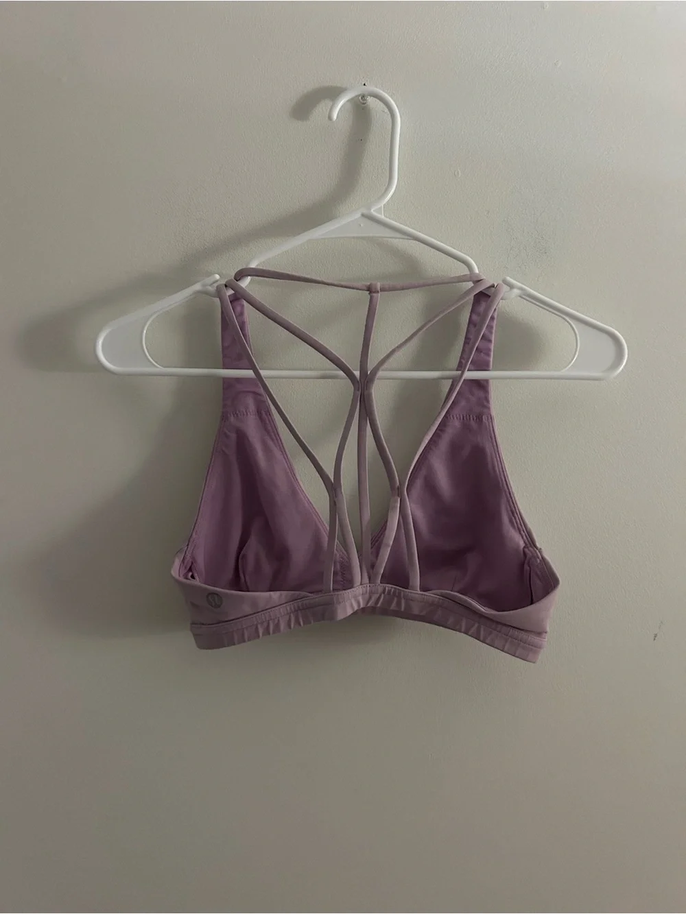 lululemon athletica Mauve Strappy V-Neck Sports Bra - Picture 2 of 4